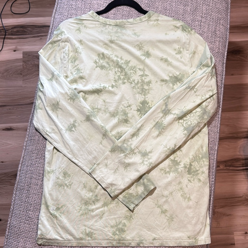 Lululemon Fundamental Long Sleeve Shirt Pistachio Green Cotton‎ M/L